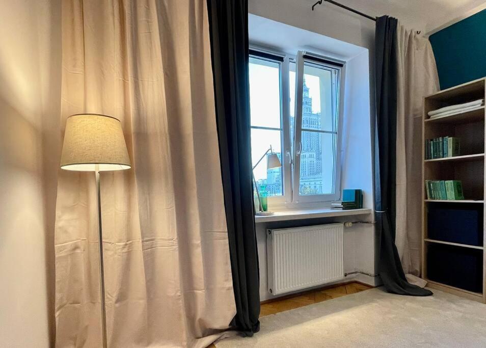 Ferienwohnung Super Square Metro X2 Fast Wifi 55'Tv Netflix Hbo Appletv+ Amazontv Warschau Exterior foto